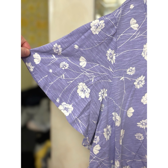 St. John’s Bay Women’s 2X Heathered Floral Print Short Sleeve Blouse Relaxed Fit - Picture 3 of 10